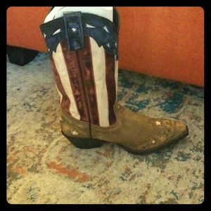 Womans Laredo cowgirl boots